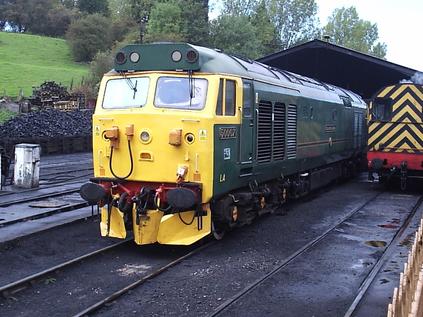 50007 leaves the shed prior to working the 1416 to Kidderminster