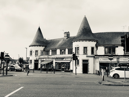 The Parade, Cranford